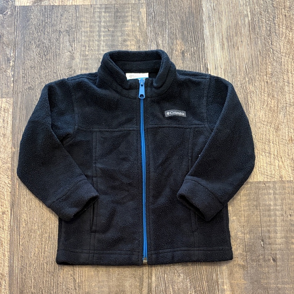 Columbia‎ Black Fleece Jacket with Bright Blue Zipper